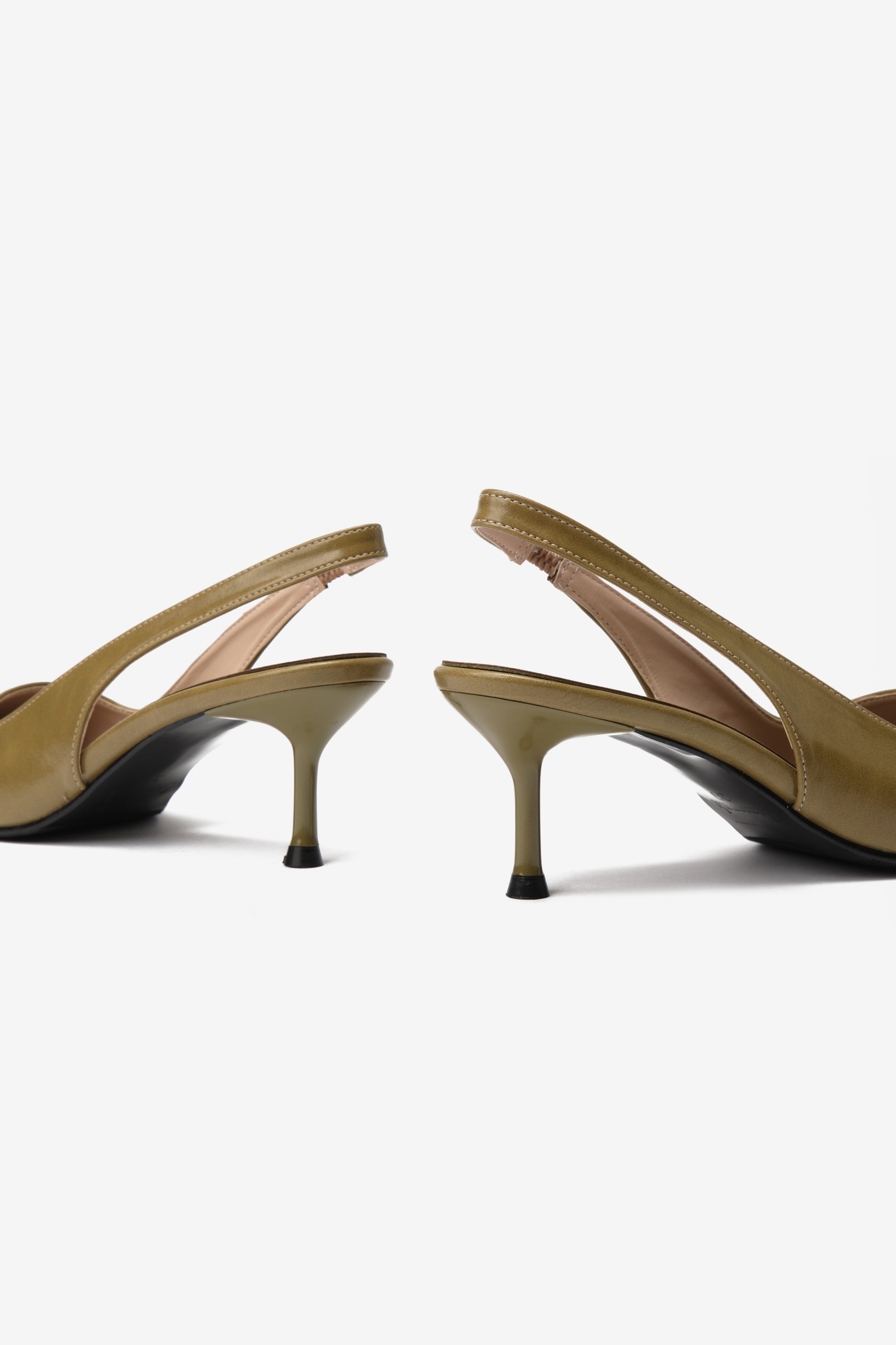 Haki Cilt Lastik Detaylı Kadın Topuklu Ayakkabı