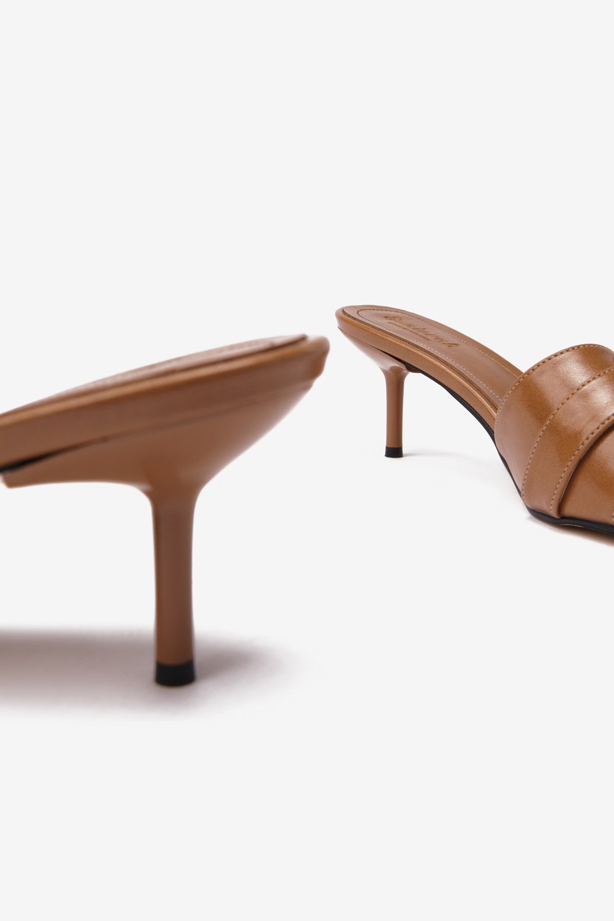 Kallia Taba Rugan Toka Detaylı Topuklu Kadın Terlik