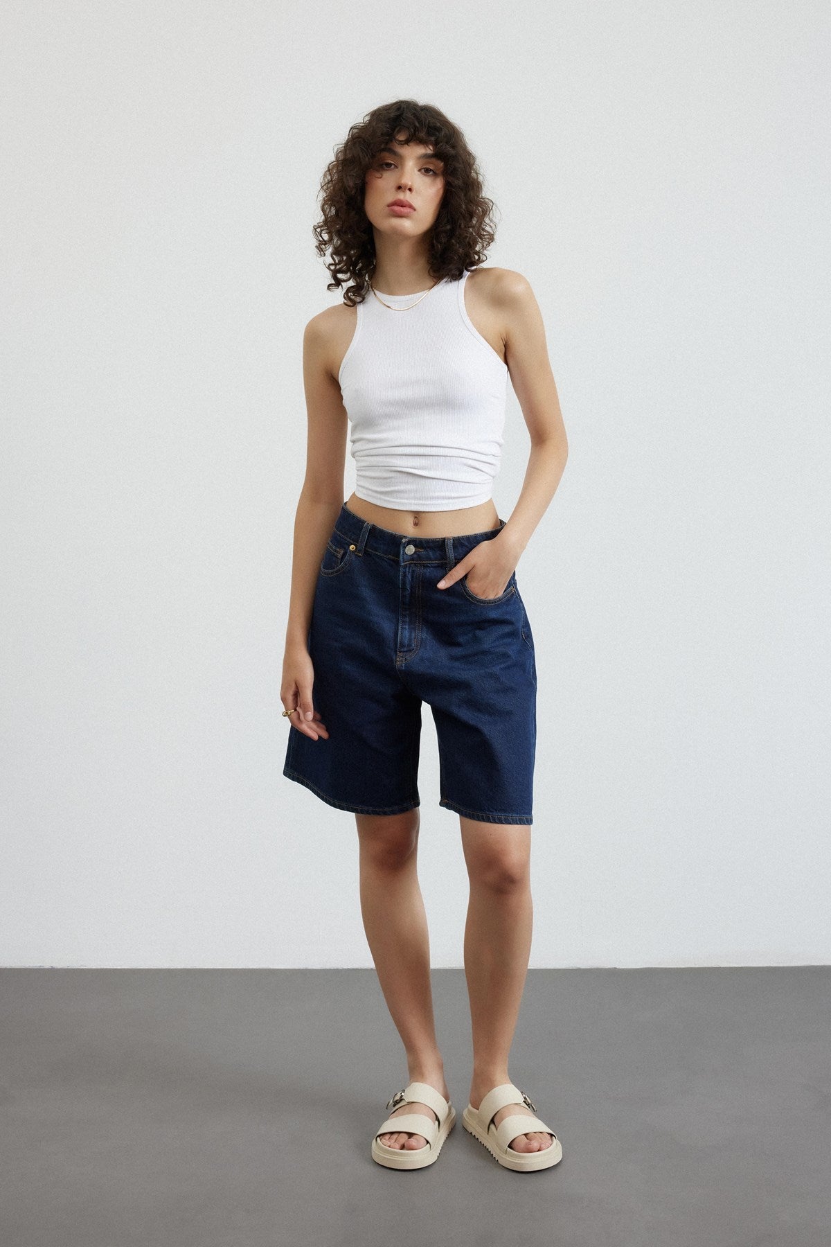 Softra Bej Cilt Kalın Bantlı Tek Toka Detaylı Kadın Terlik