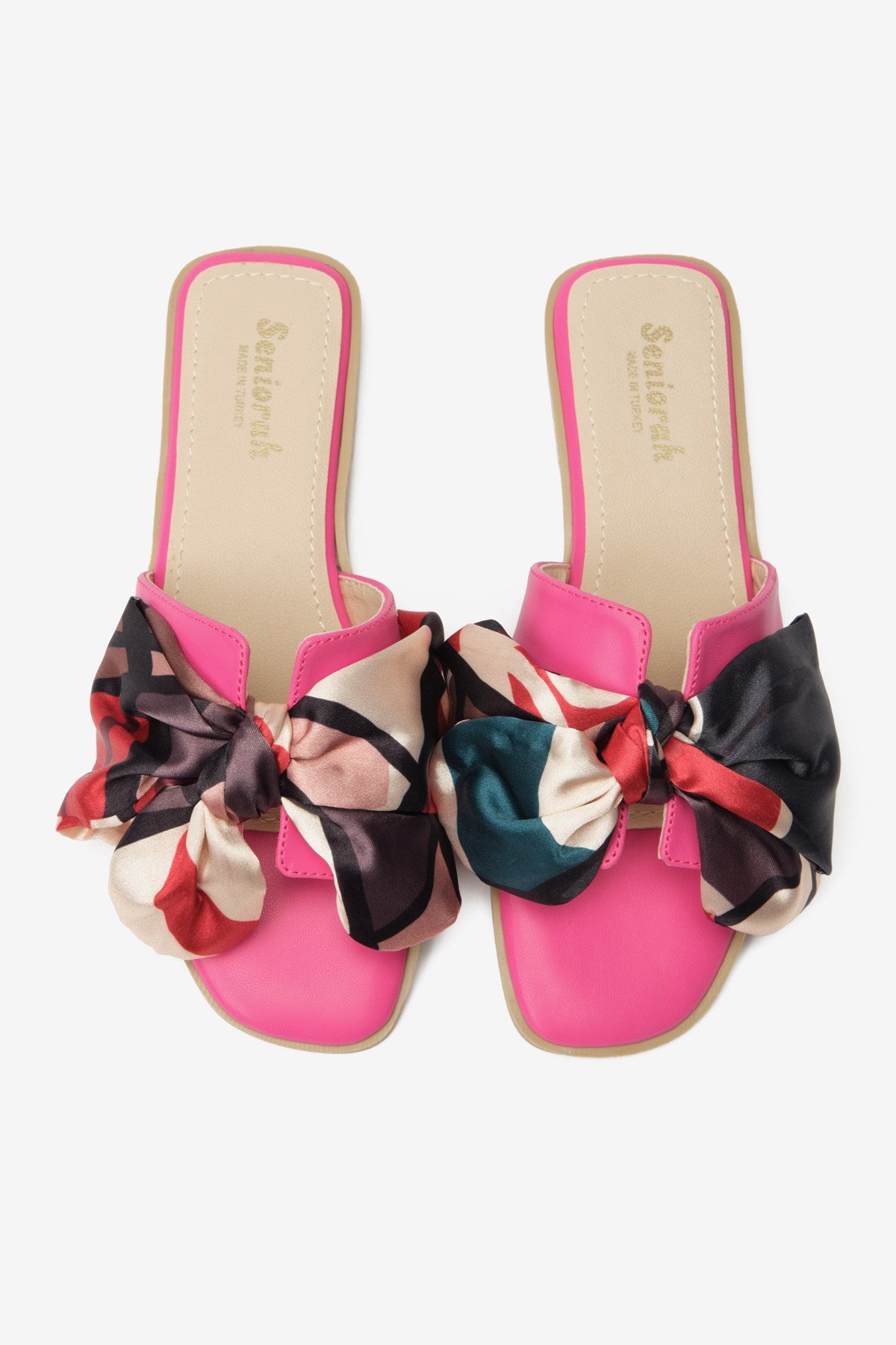Sakkara Fuşya Cilt Fiyonk Detaylı Kadın Terlik