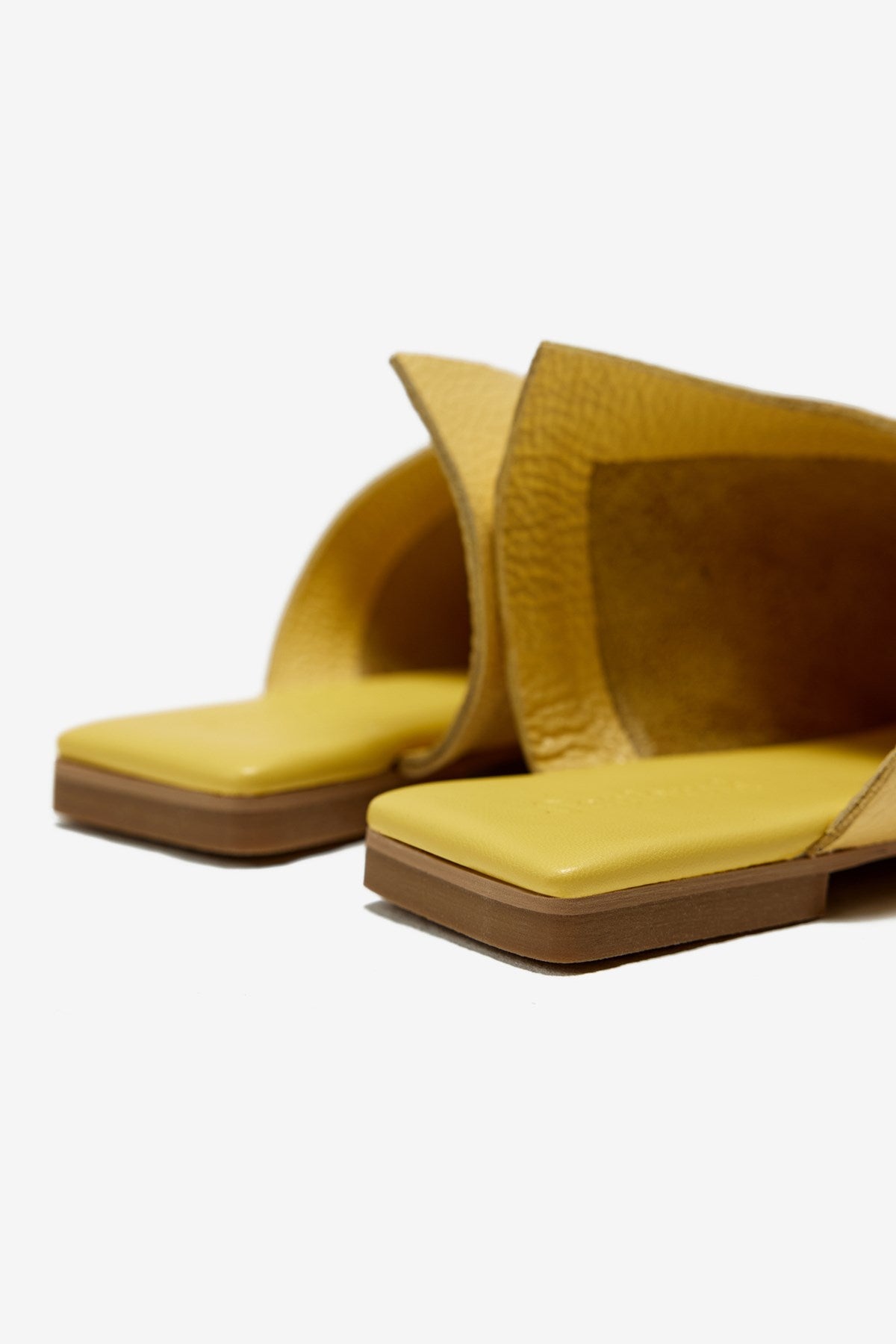 Mellow Sarı Gerçek Deri Kadın Terlik