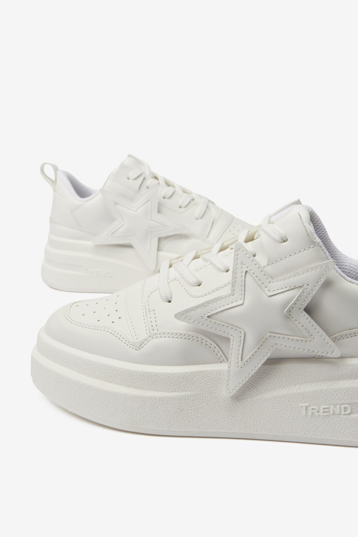 Beyaz Cilt Yıldız Desenli Kadın Spor Ayakkabı