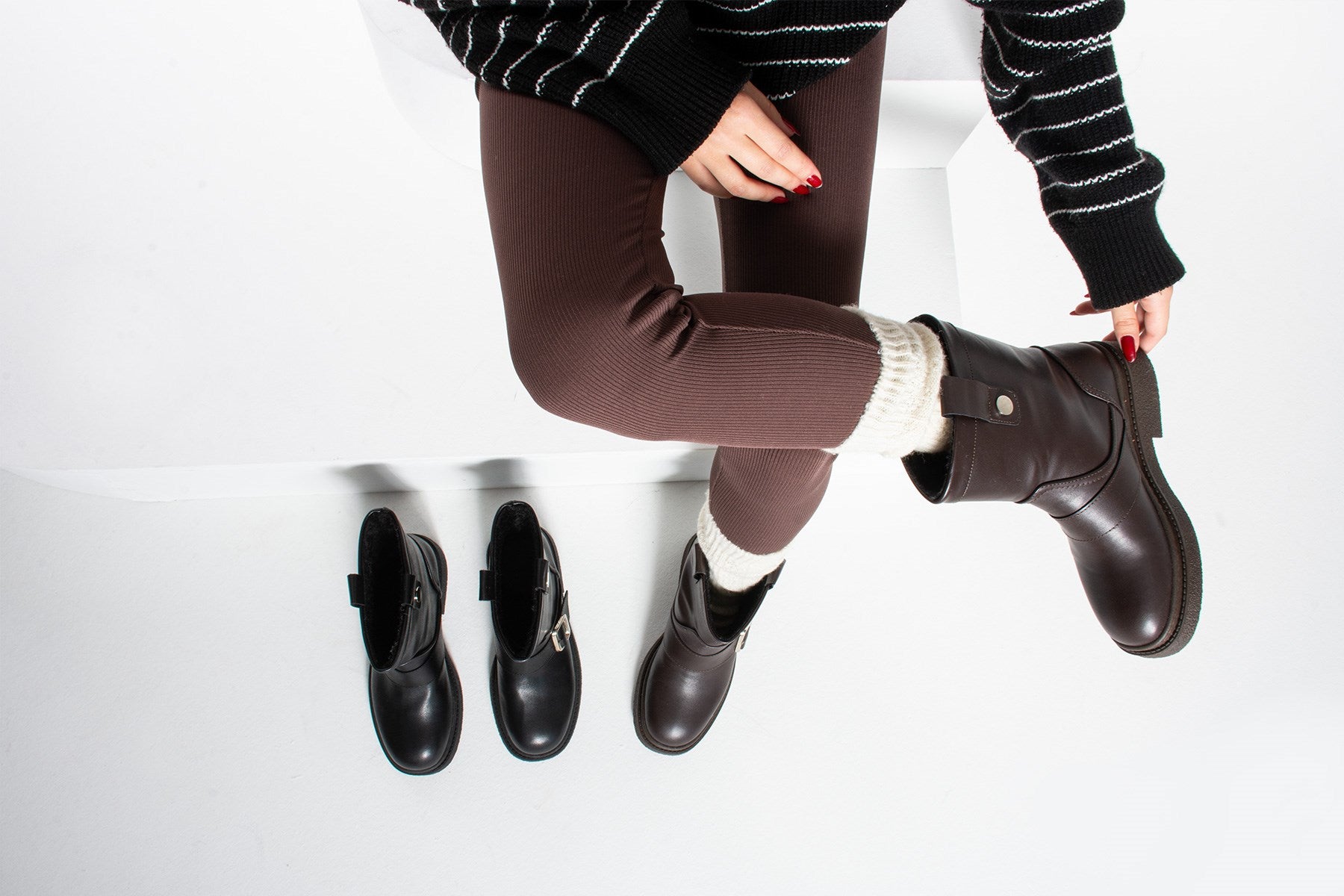 Juten Siyah Cilt İçi Peluş Kadın Bot