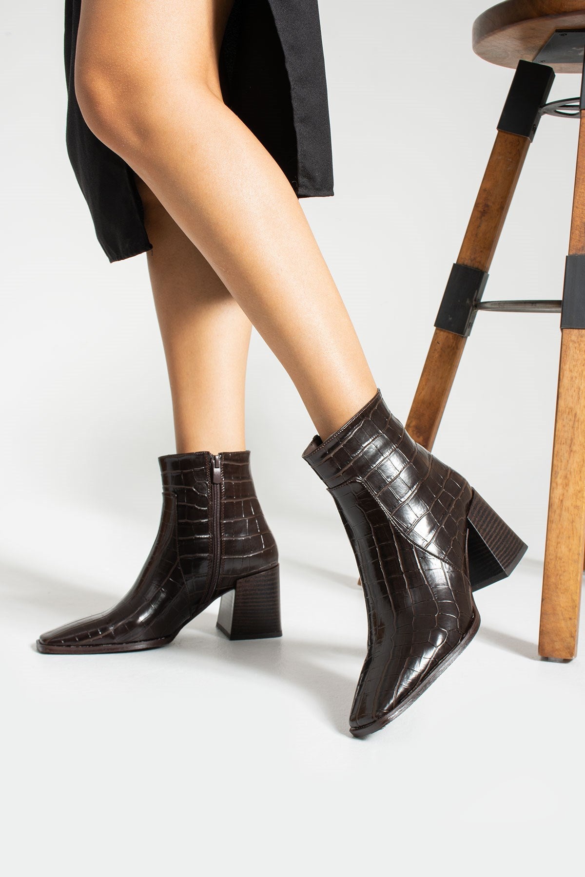 Lotus Kahverengi Kroko Cilt Kadın Topuklu Bot