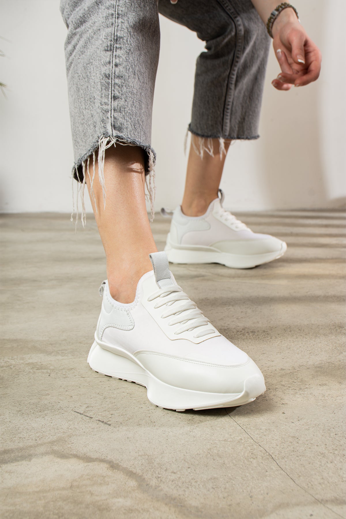 Dimity Beyaz Gerçek Deri Süet Kadın Spor Ayakkabı