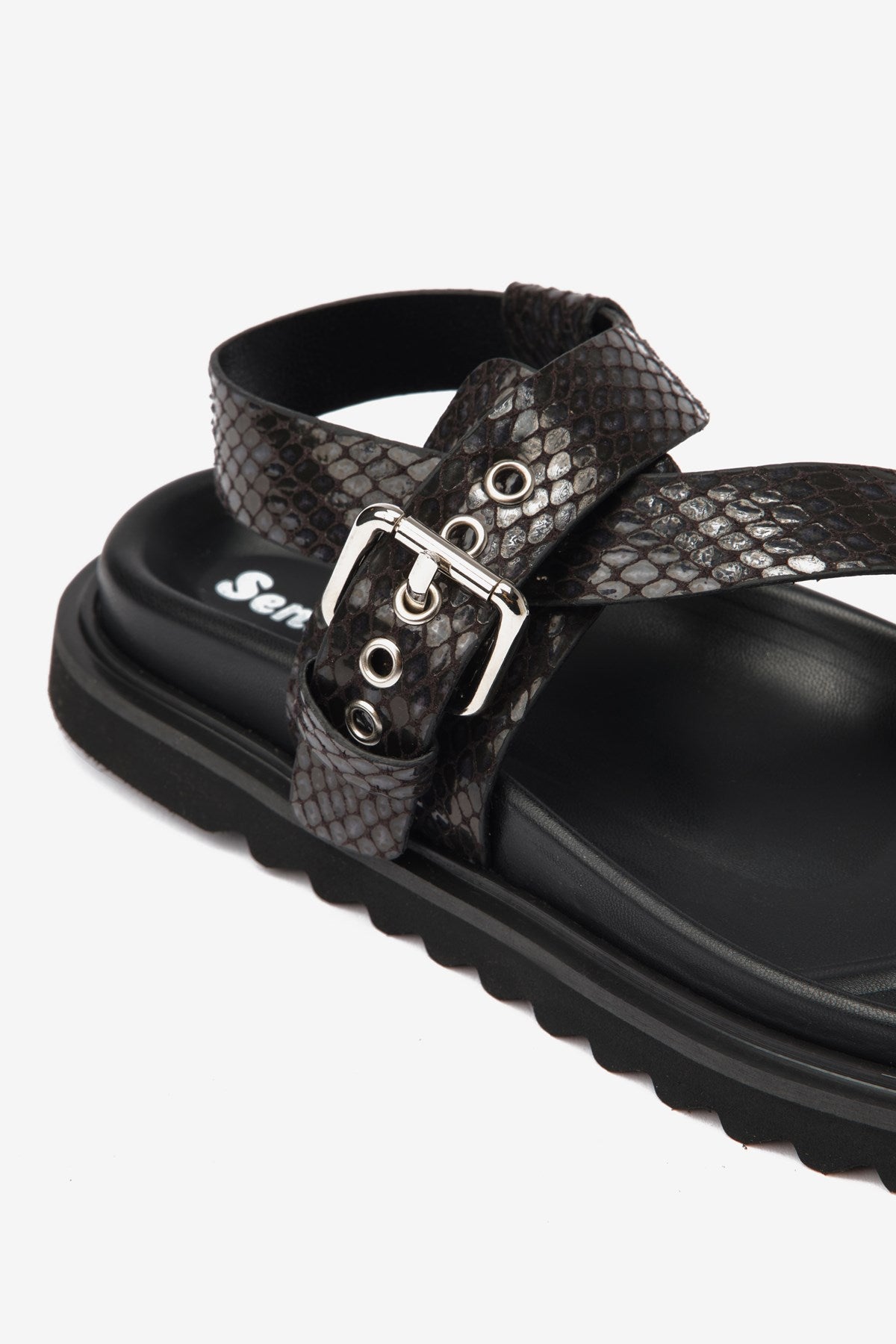 Zora Siyah Cilt Yılan Desenli Parmak Arası Kadın Sandalet