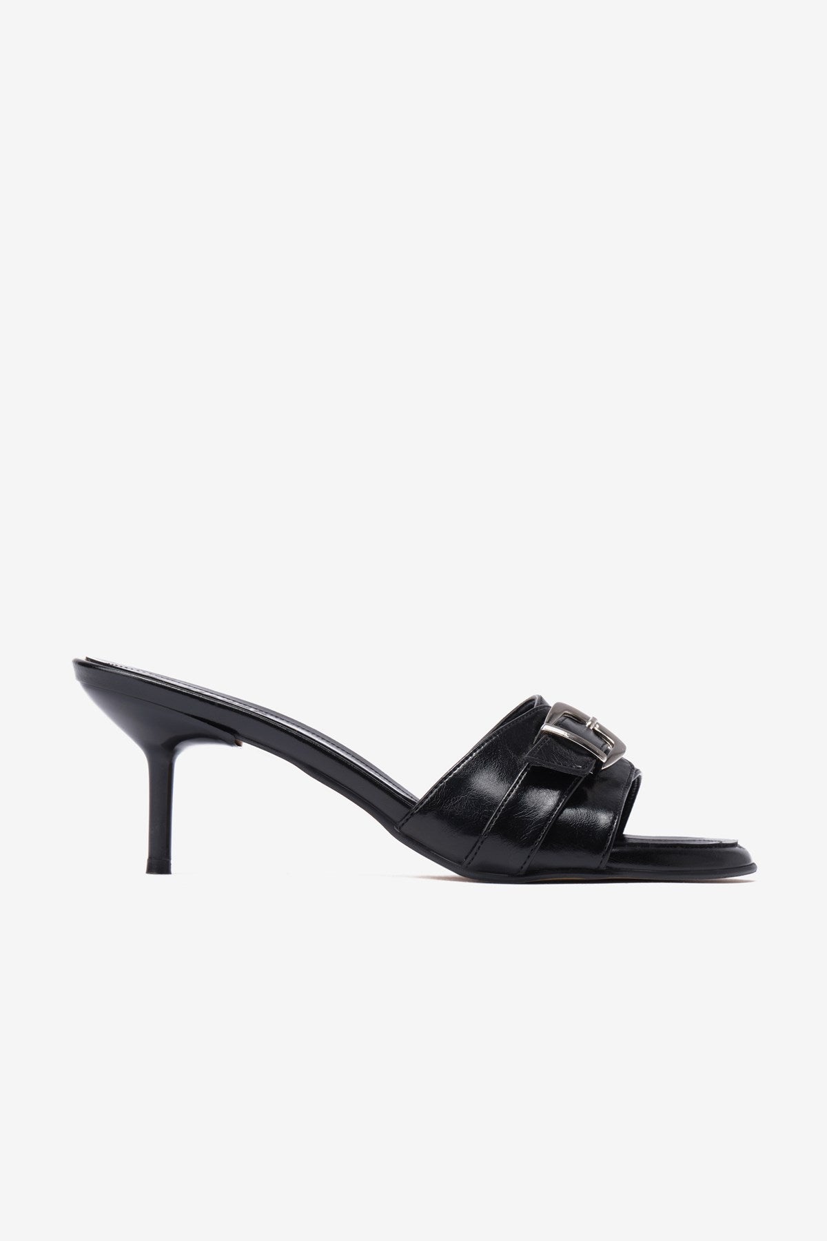 Kallia Siyah Rugan Toka Detaylı Topuklu Kadın Terlik