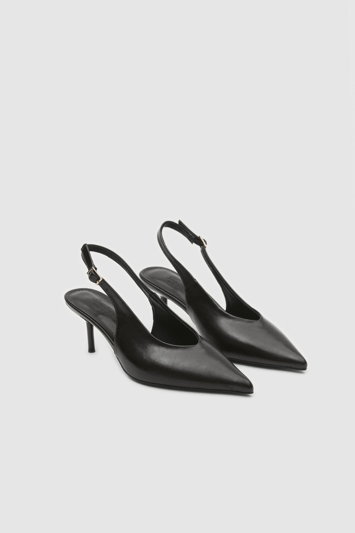Vexta Siyah Cilt Sivri Burun Arkası Açık Kadın Topuklu Ayakkabı