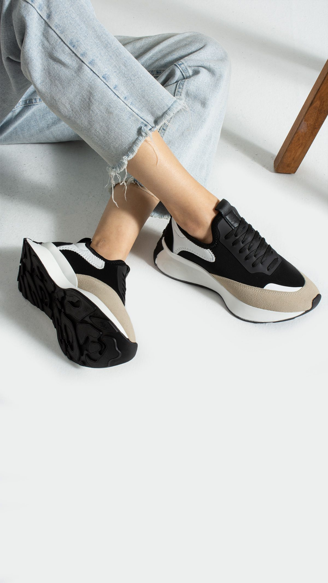 Dimity Siyah-Bej Gerçek Deri Süet Kadın Spor Ayakkabı