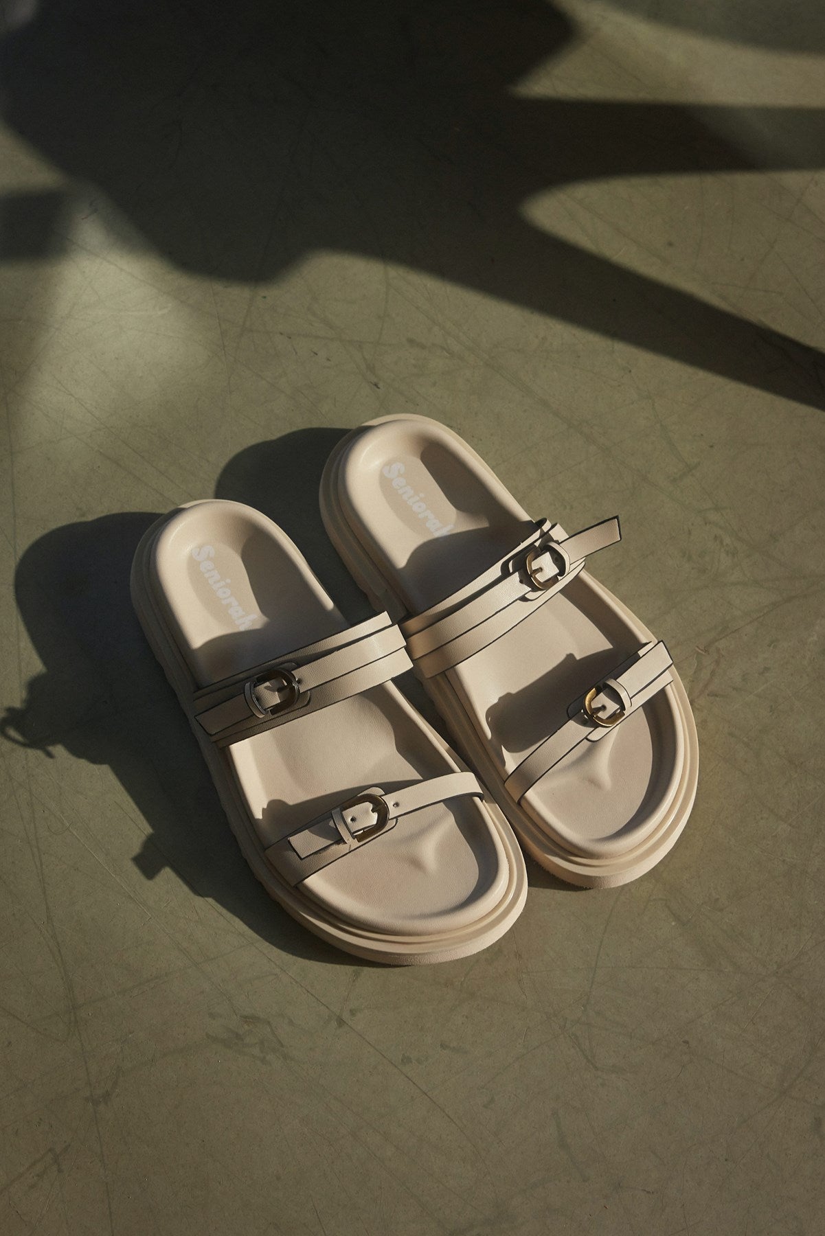 Twin Bej Cilt İnce Çift Bantlı Kadın Terlik