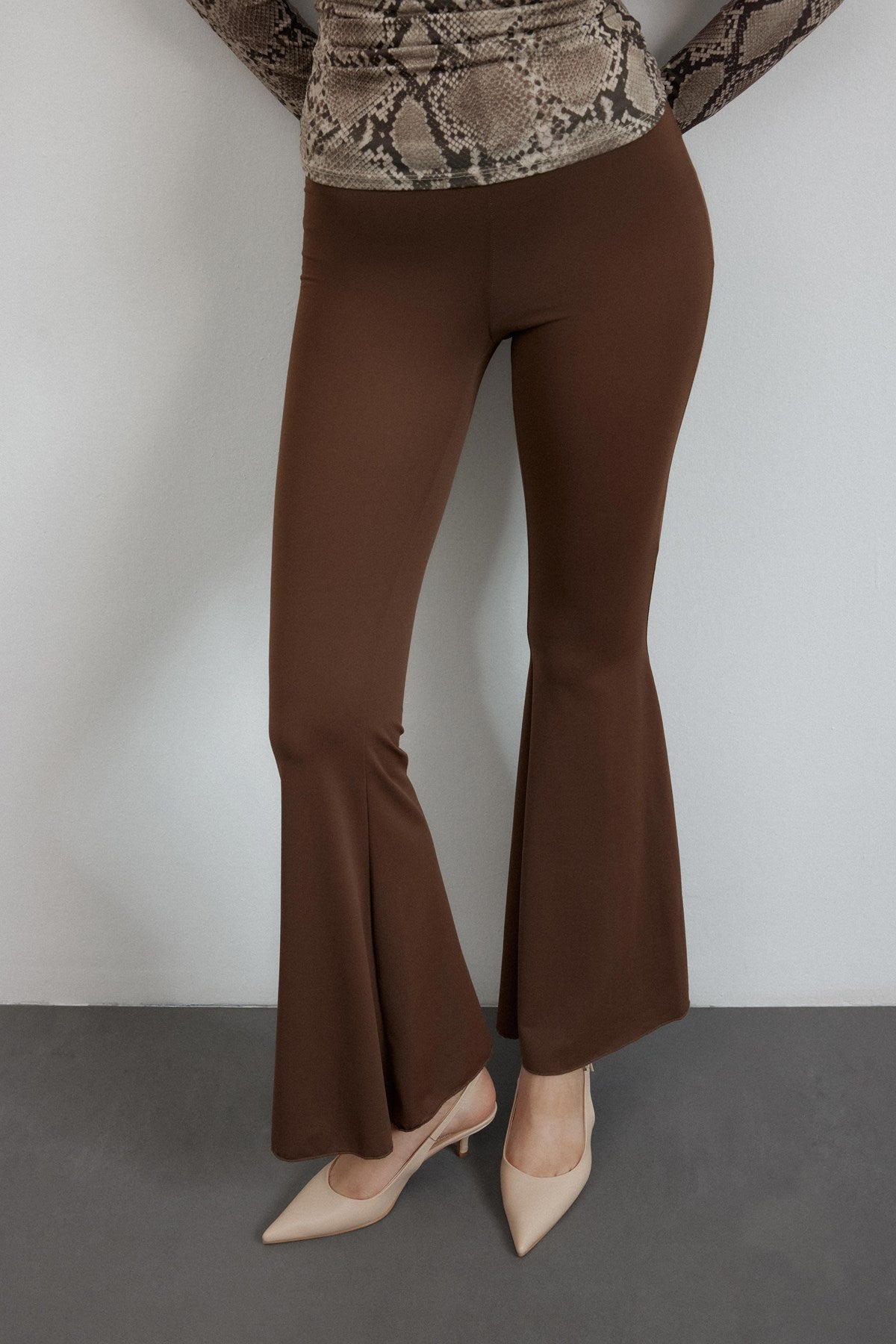 Bej Cilt Çift Tokalı Kadın Topuklu Ayakkabı