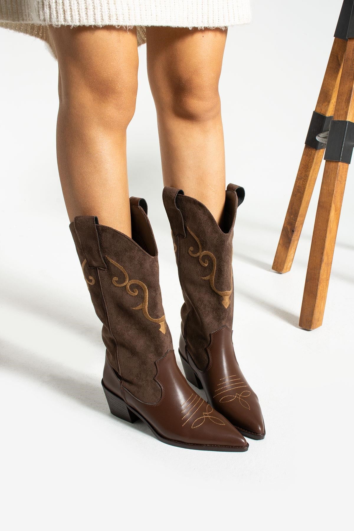 Hercai Kahverengi Cilt Süet Kadın Kovboy Çizme