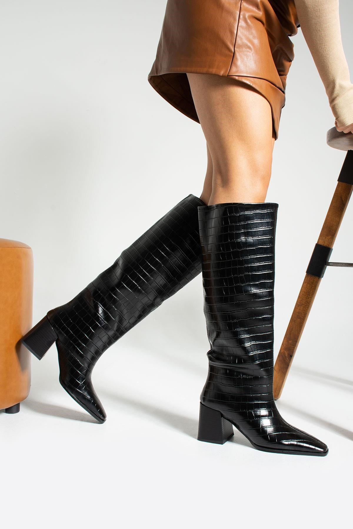Çuha Siyah Kroko Cilt Kadın Topuklu Çizme