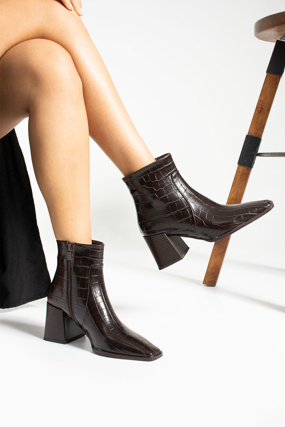 Lotus Kahverengi Kroko Cilt Kadın Topuklu Bot