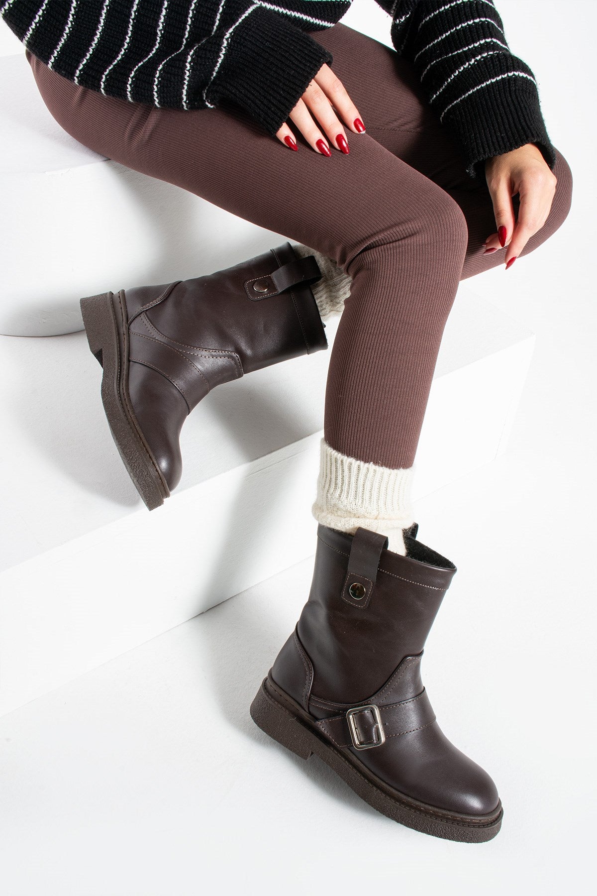 Juten Kahverengi Cilt İçi Peluş Kadın Bot