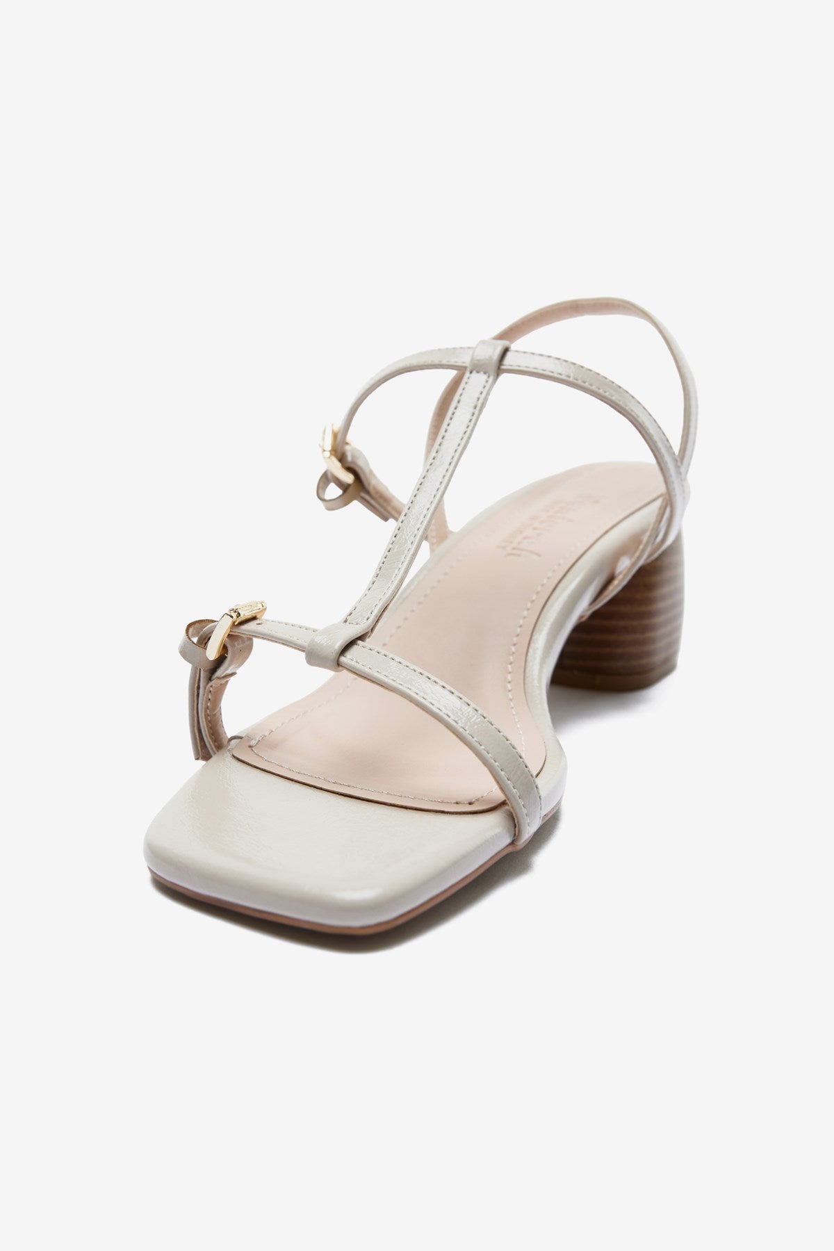 Krem Rugan İnce Bantlı Kadın Kalın Topuklu Ayakkabı