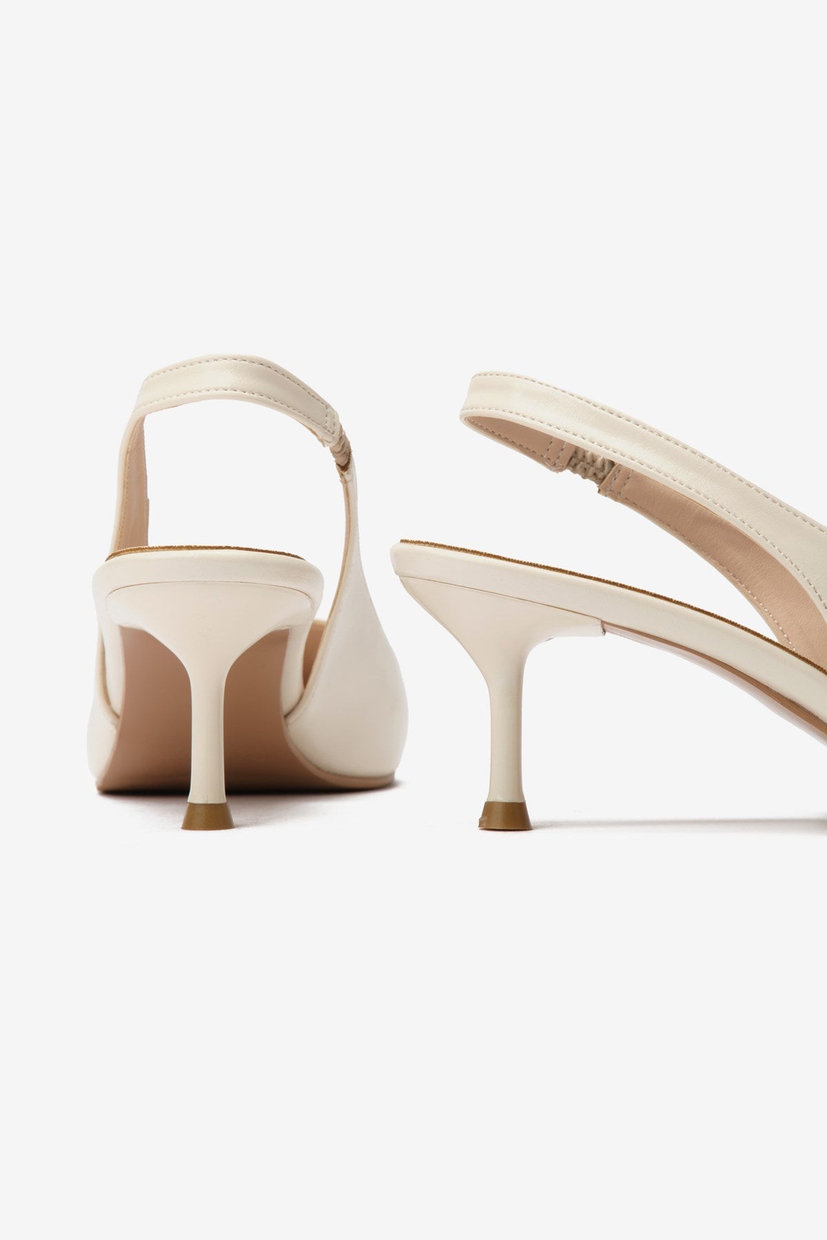Noda Krem Cilt Lastik Detaylı Kadın Topuklu Ayakkabı