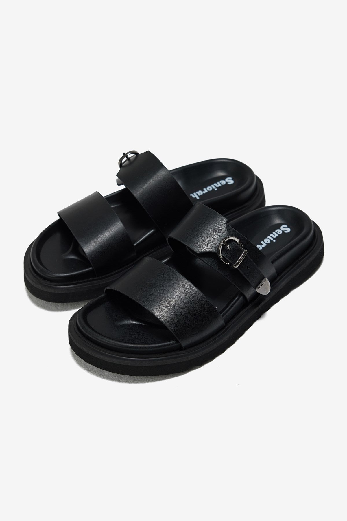 Softra Siyah Cilt Kalın Bantlı Tek Toka Detaylı Kadın Terlik