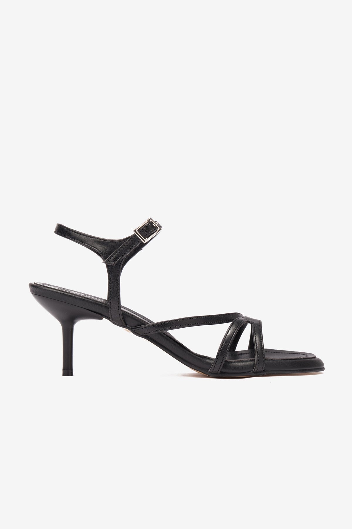 Nerissa  Siyah Cilt İnce Bantlı Kadın Topuklu Ayakkabı