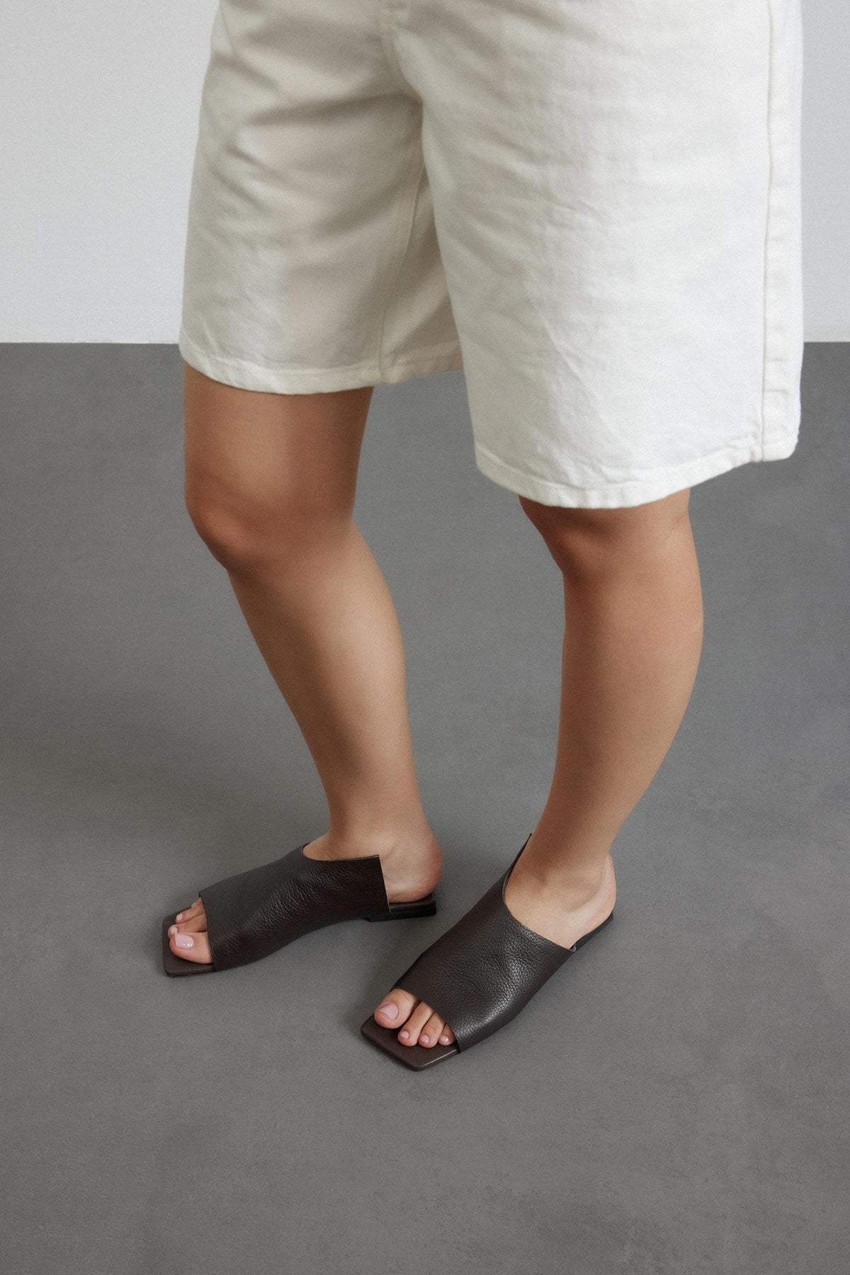 Mellow Kahverengi Gerçek Deri Kadın Terlik