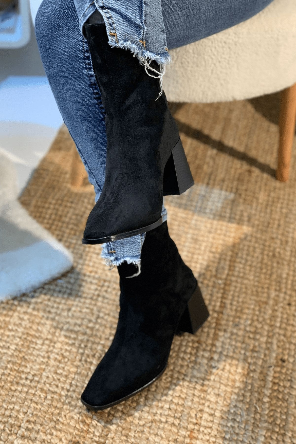 Daisy Siyah Süet Kadın Topuklu Bot