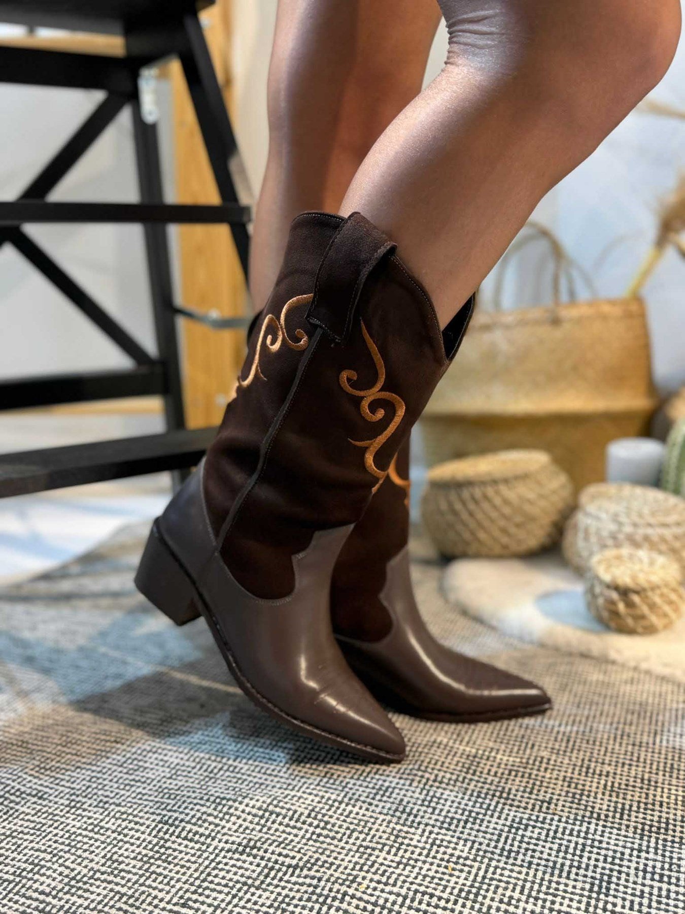 Hercai Kahverengi Cilt Süet Kadın Kovboy Çizme