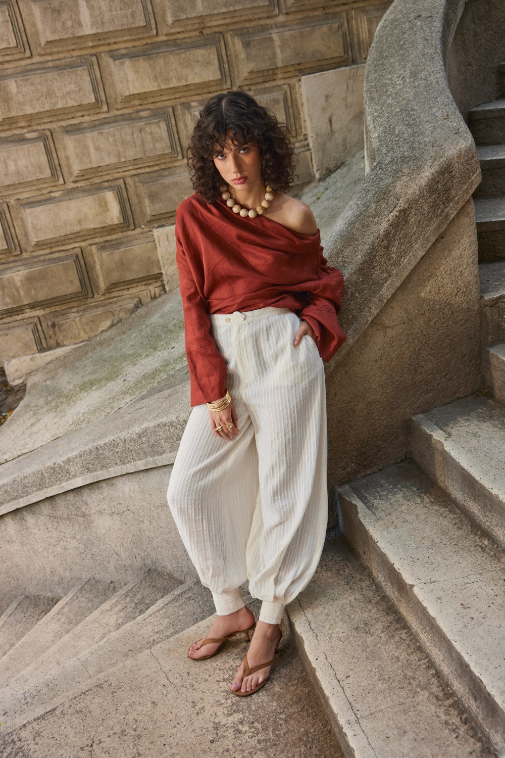 Oria Taba Süet Parmak Arası Topuklu Kadın Terlik