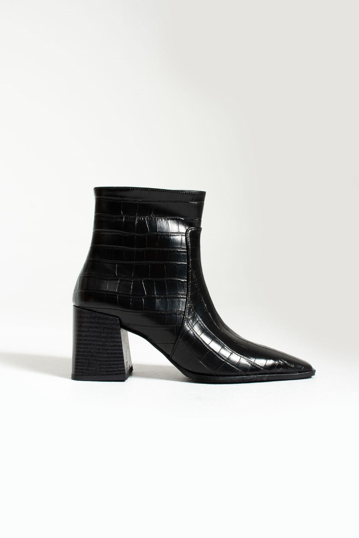 Lotus Siyah Kroko Cilt Kadın Topuklu Bot