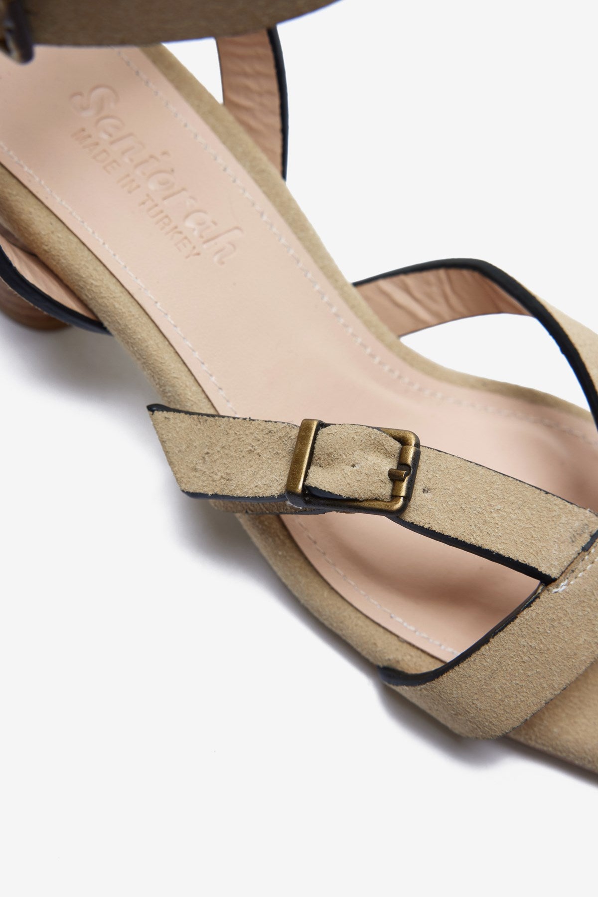 Florante  Bej Süet Bilek Bağ Detaylı Kadın Kalın Topuklu Ayakkabı